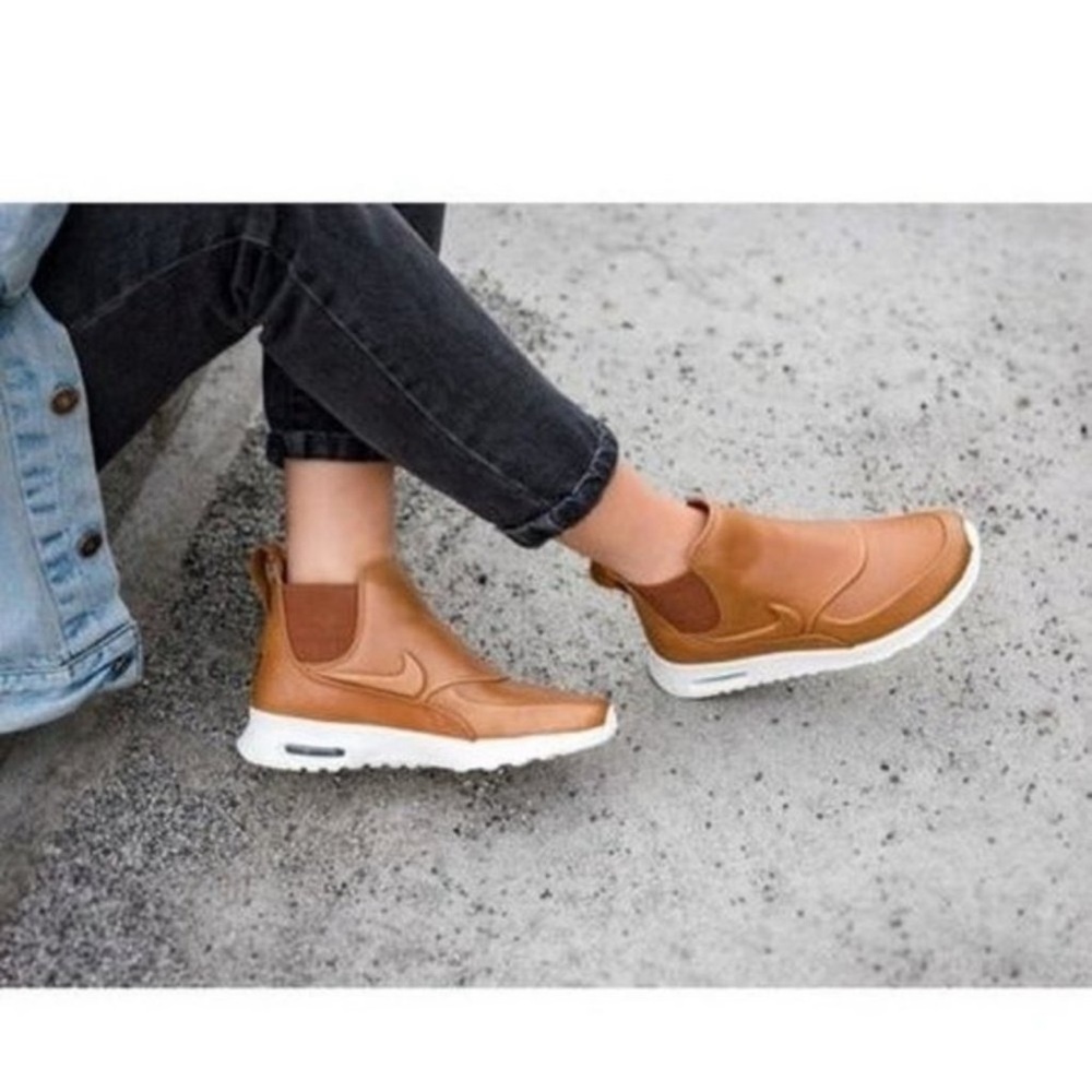 Nike Air Max Thea Mid Chelsea Women’s Sneaker Boot. - Picture 9 of 9